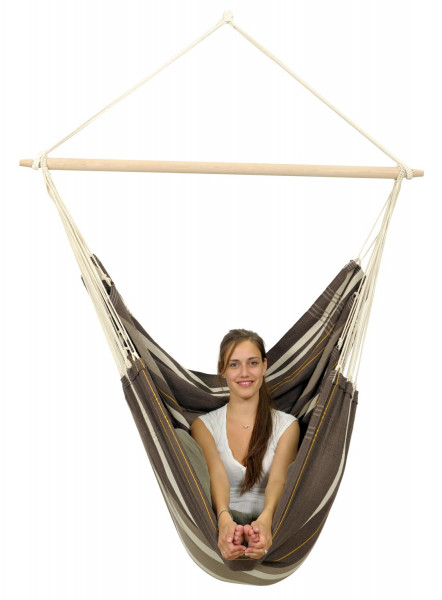 The probably biggest hanging chair in the world, AMAZONAS Brasil Gigante is handmade in Brazil