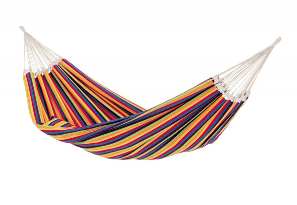 AMAZONAS Paradiso – a colourful Brazilian XXL hammock for maximum Brazilian hammock luxury