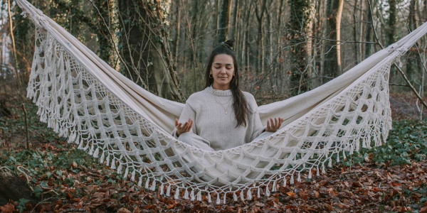 amazonas-meditation-haengematte-entspannung